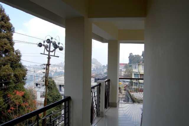 Hotel Broadway Darjeeling (West Bengal) Exterior photo